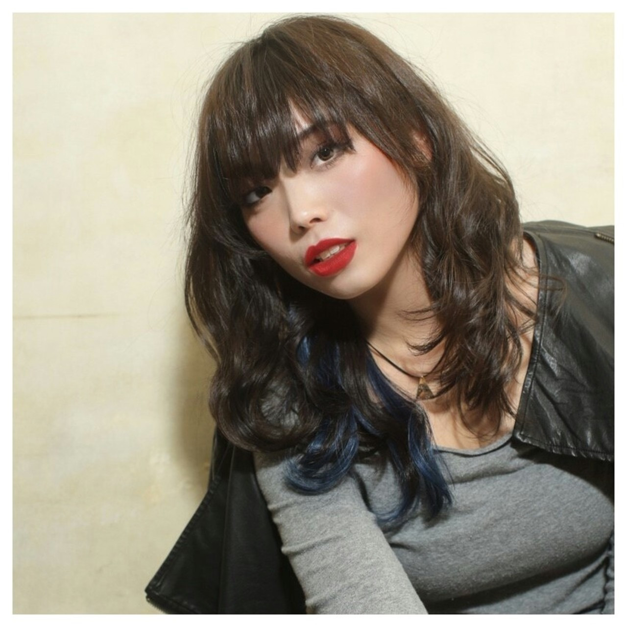 メイクで変われる 黒髪 赤リップで魅力的なsexy女子に