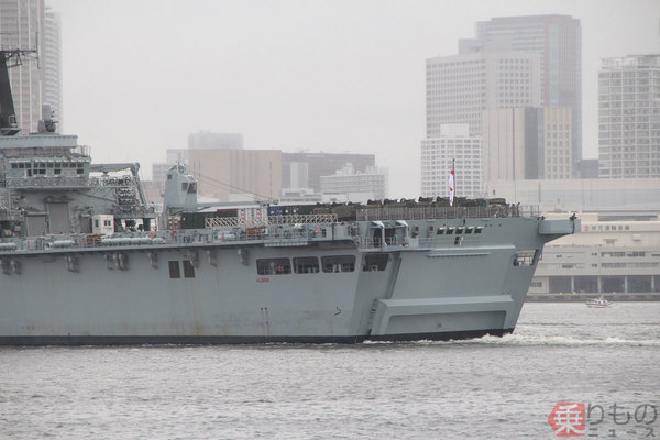 英揚陸艦 アルビオン 来日で艦内公開 どんなフネ 乗りものニュース