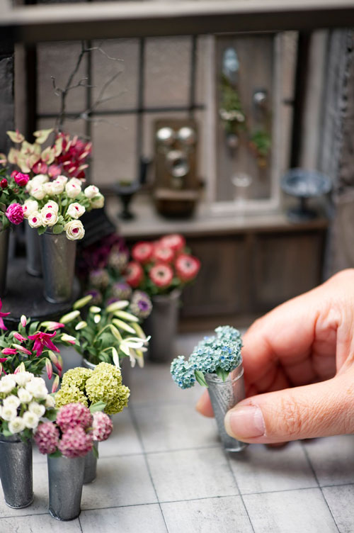 これぞ神の手 樹脂粘土で作る実物そっくりのミニチュアフラワーにネット騒然 生命を感じるほどのリアルさ の秘密は ダ ヴィンチニュース Line News